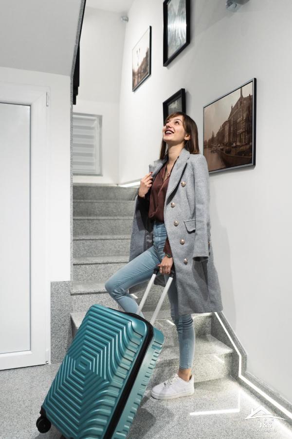 J&S Apartments Ni Dış mekan fotoğraf