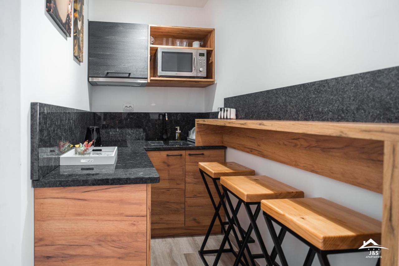 J&S Apartments Ni Dış mekan fotoğraf