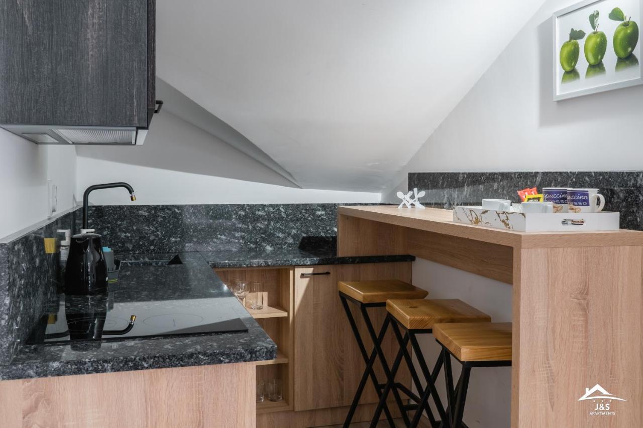 J&S Apartments Ni Dış mekan fotoğraf