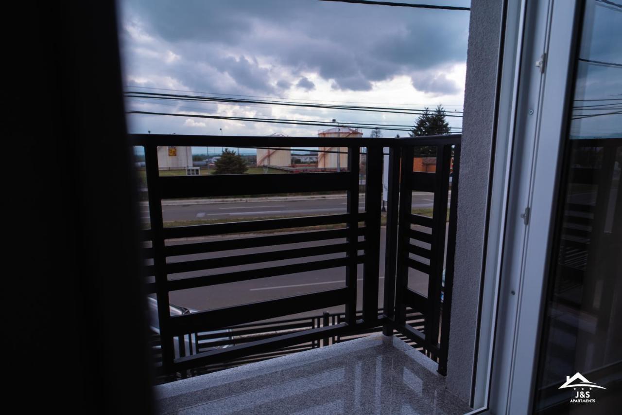 J&S Apartments Ni Dış mekan fotoğraf