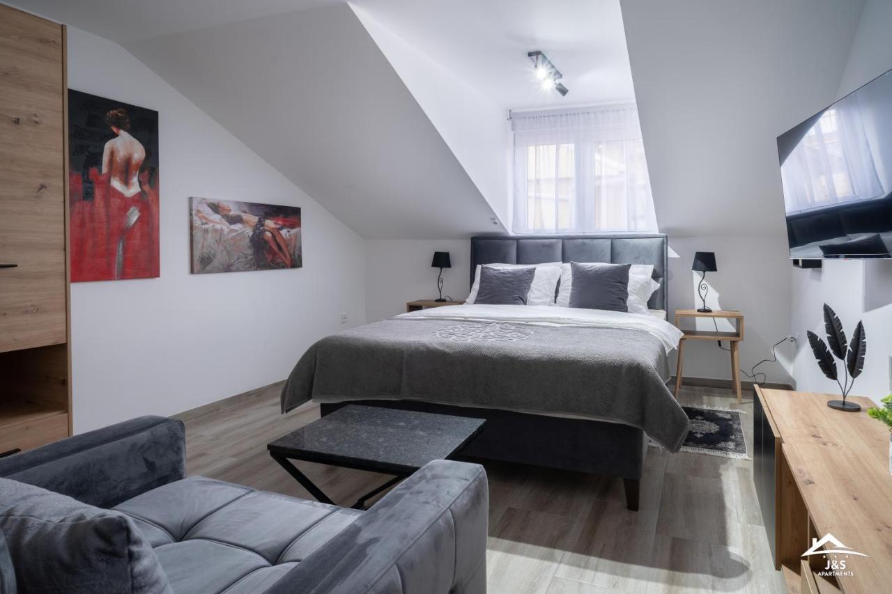 J&S Apartments Ni Dış mekan fotoğraf