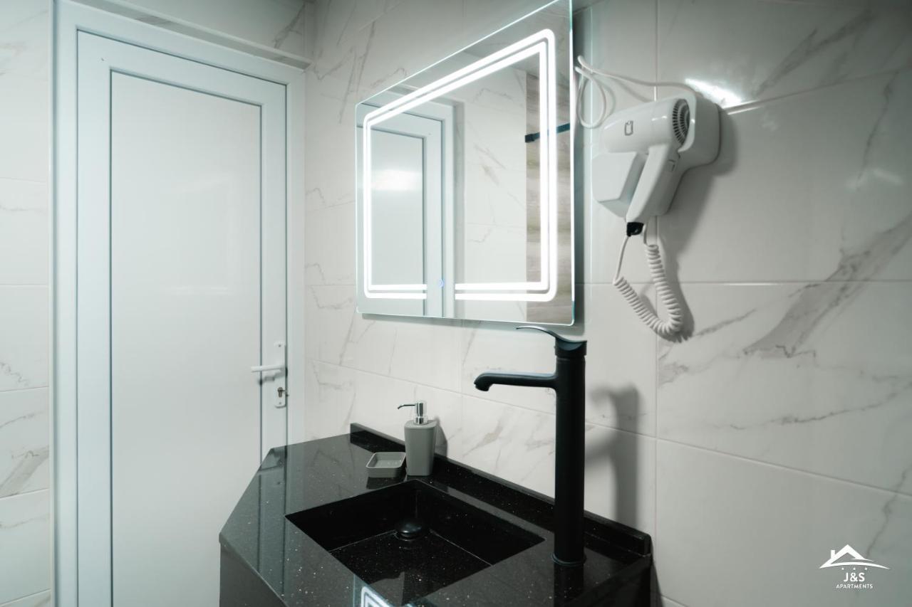 J&S Apartments Ni Dış mekan fotoğraf