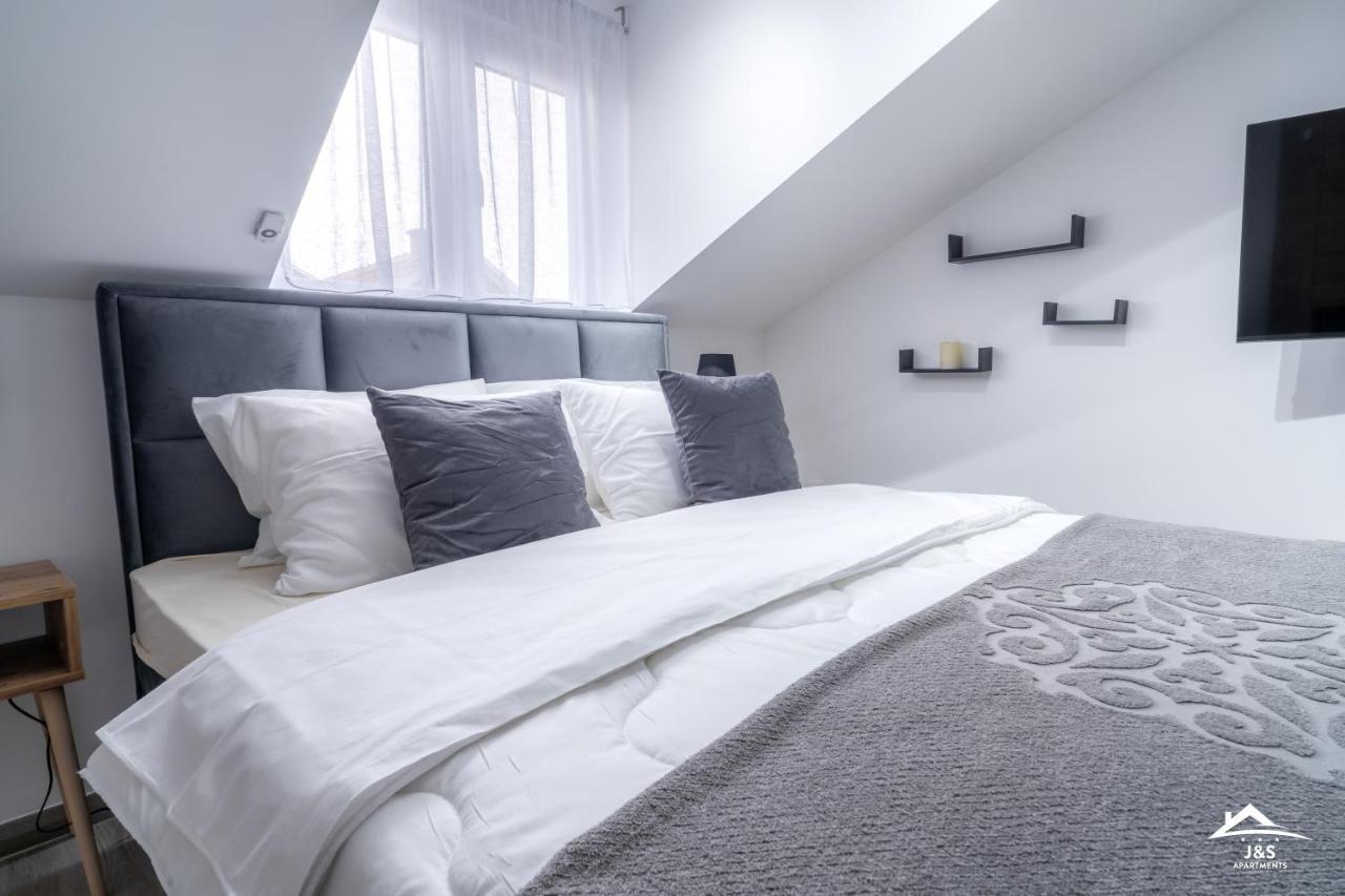 J&S Apartments Ni Dış mekan fotoğraf