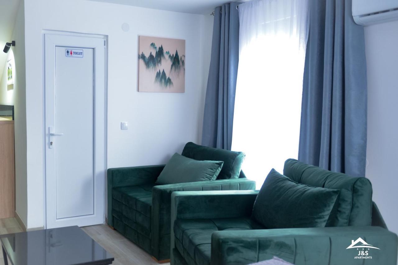 J&S Apartments Ni Dış mekan fotoğraf